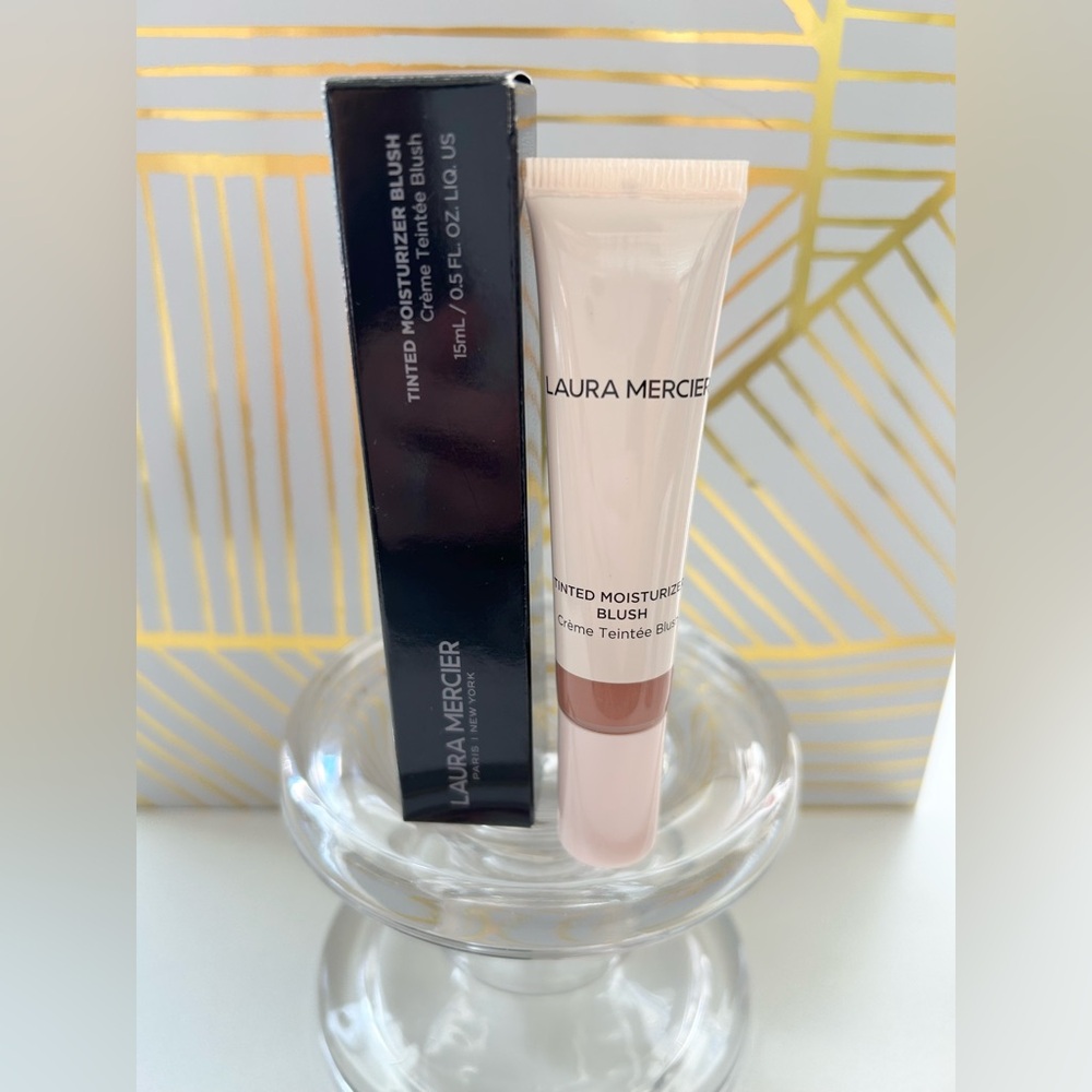 ✨Laura Mercier Tinted Moisturizer Blush Coastline | New in Box✨